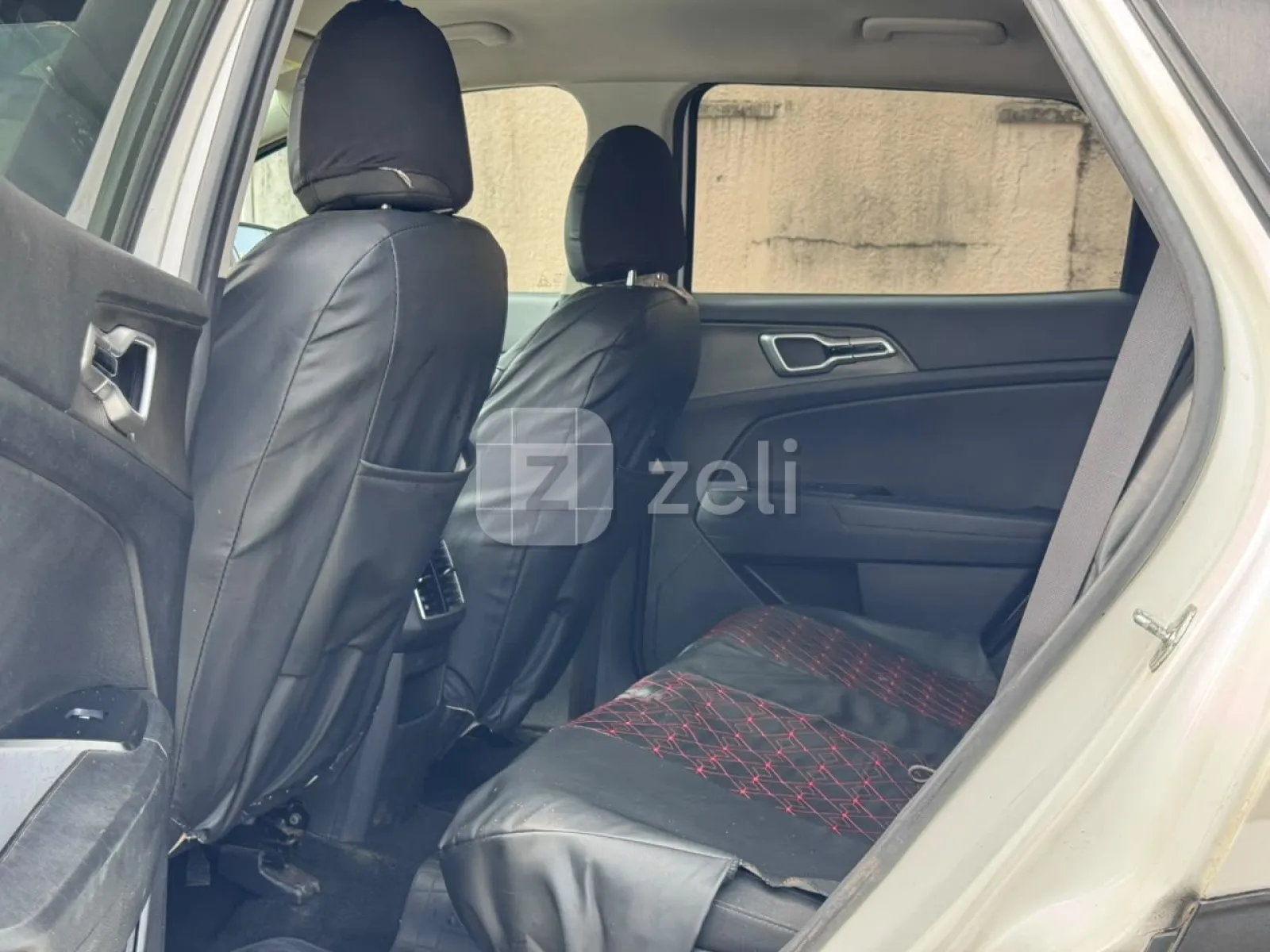 Kia Sportage 2023 — photo 4