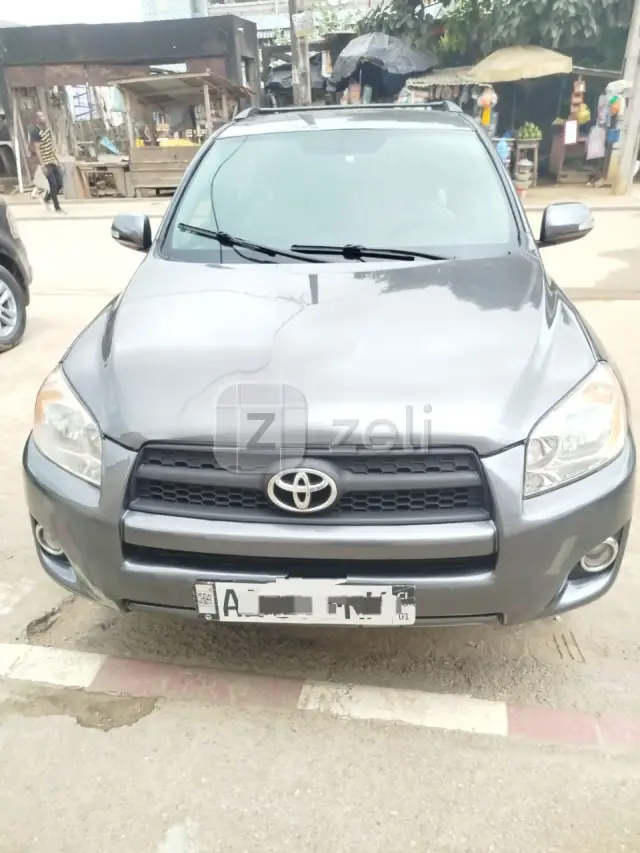 Toyota RAV4 2010