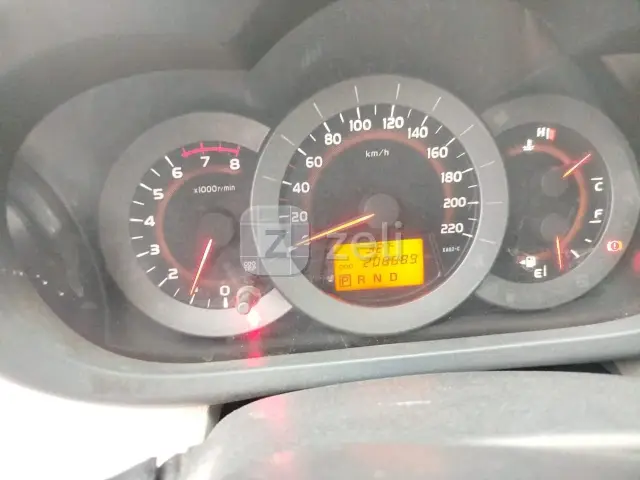 Toyota RAV4 2010, photo 6