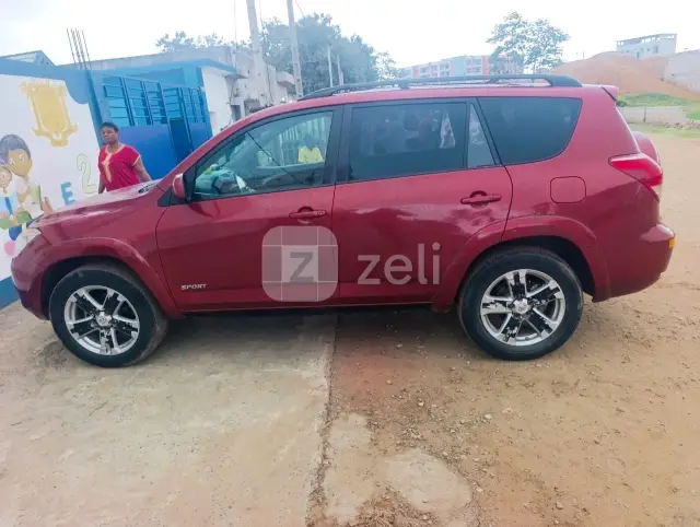 Toyota RAV4 2010