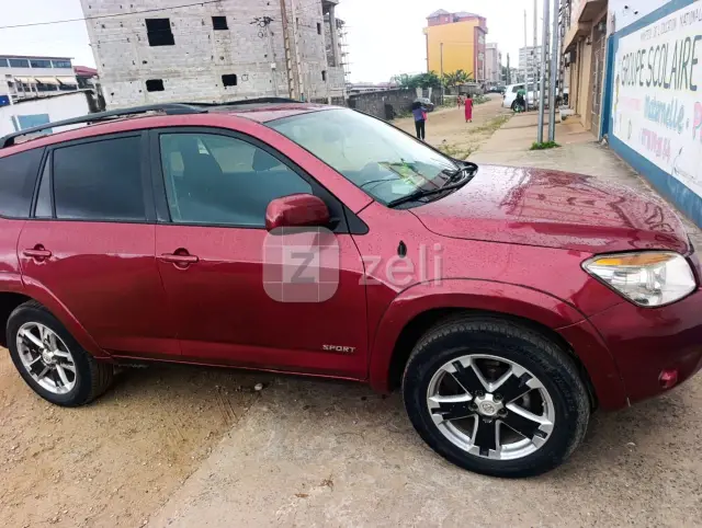 Toyota RAV4 2010, photo 6
