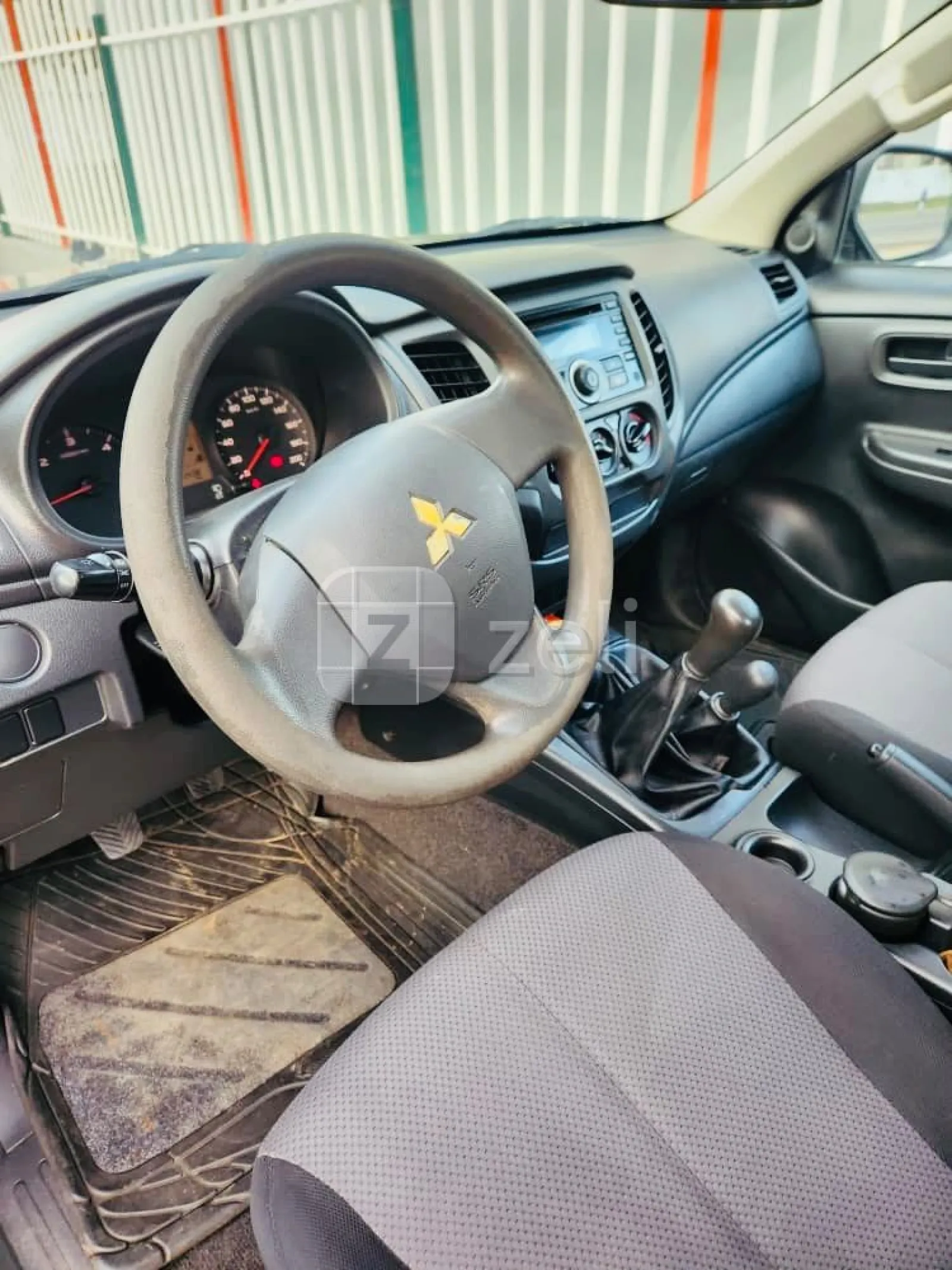 Mitsubishi L200 2022 — photo 5