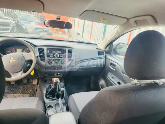 Mitsubishi L200 2022 — photo 8