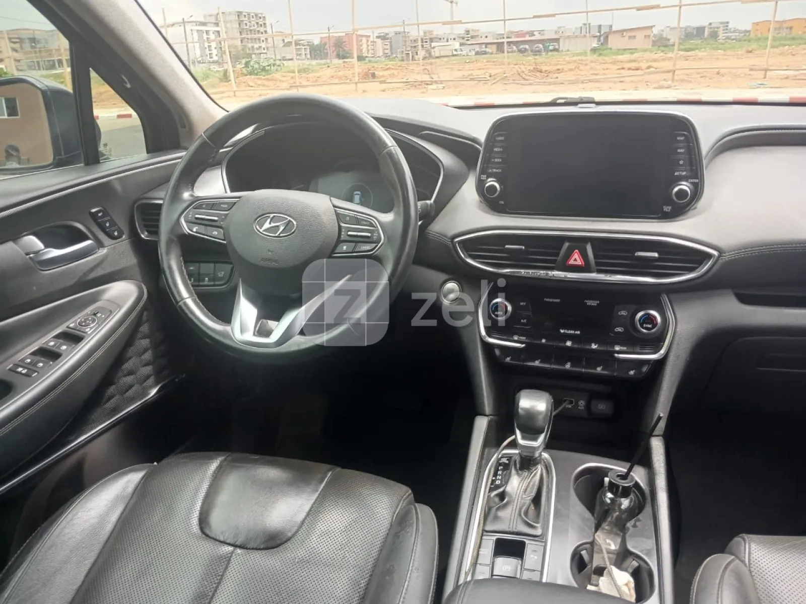 Hyundai Santa Fe 2021 — photo 3