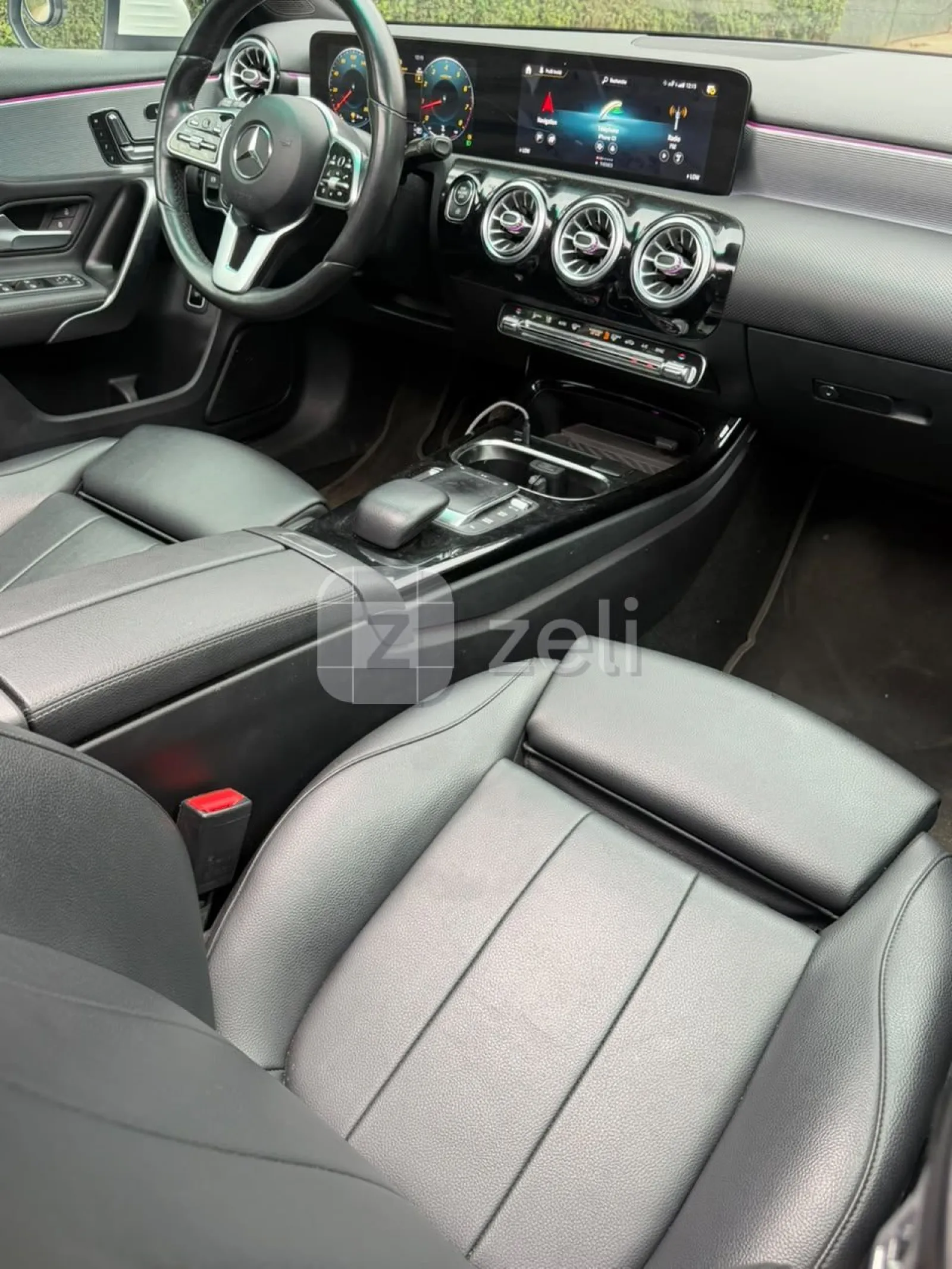 Mercedes A Class 2022 — photo 3