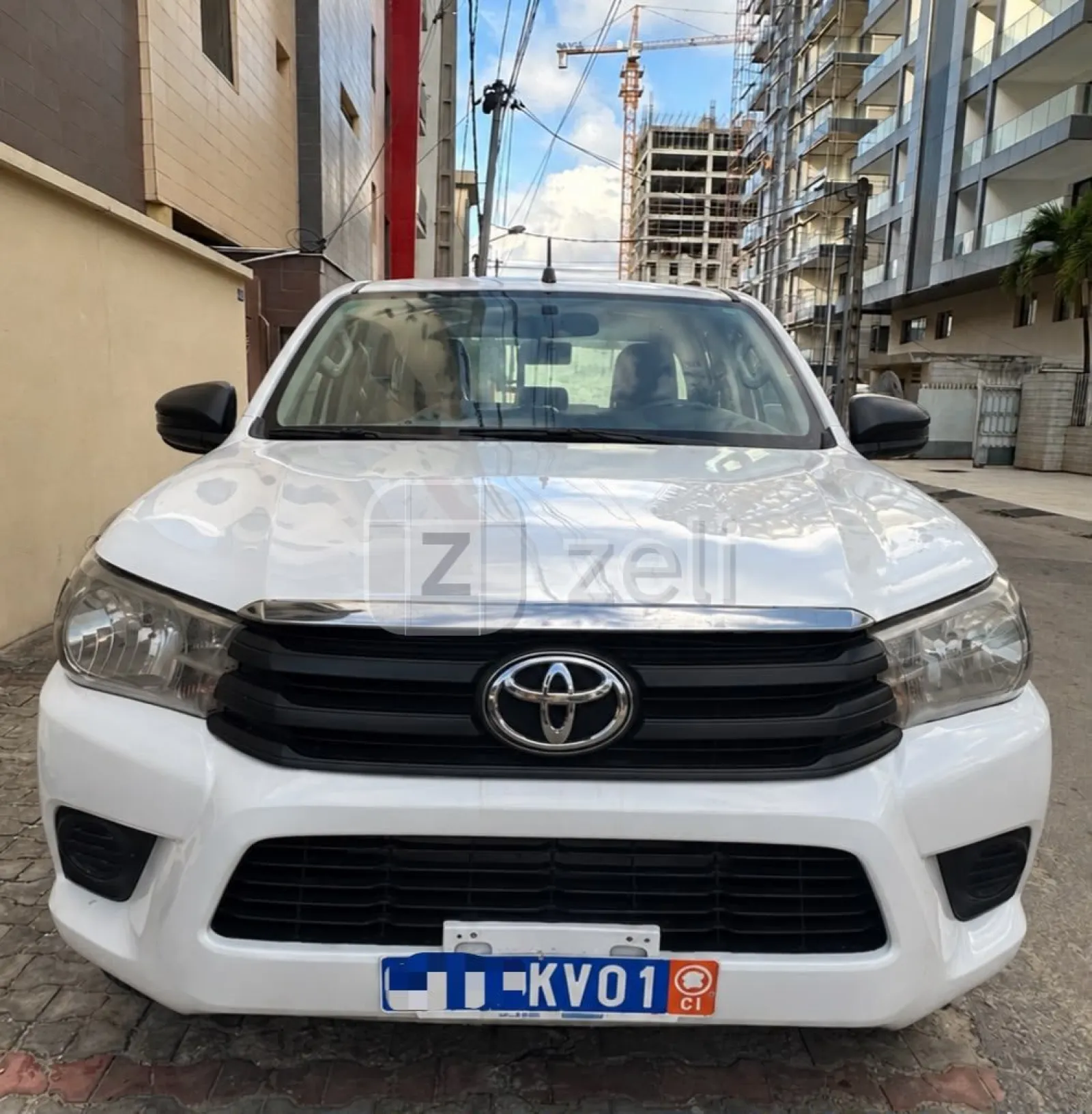 Toyota Hilux 2022 — photo 1