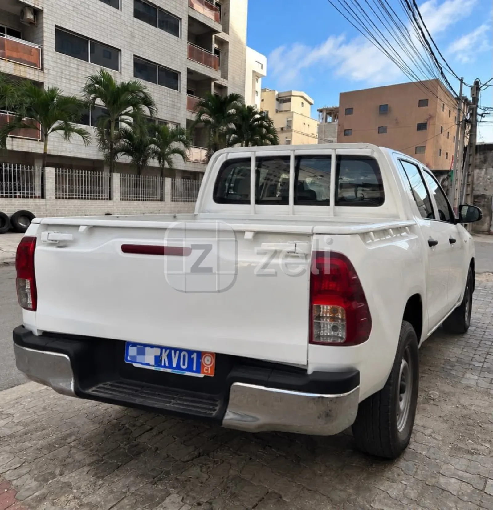 Toyota Hilux 2022 — photo 7