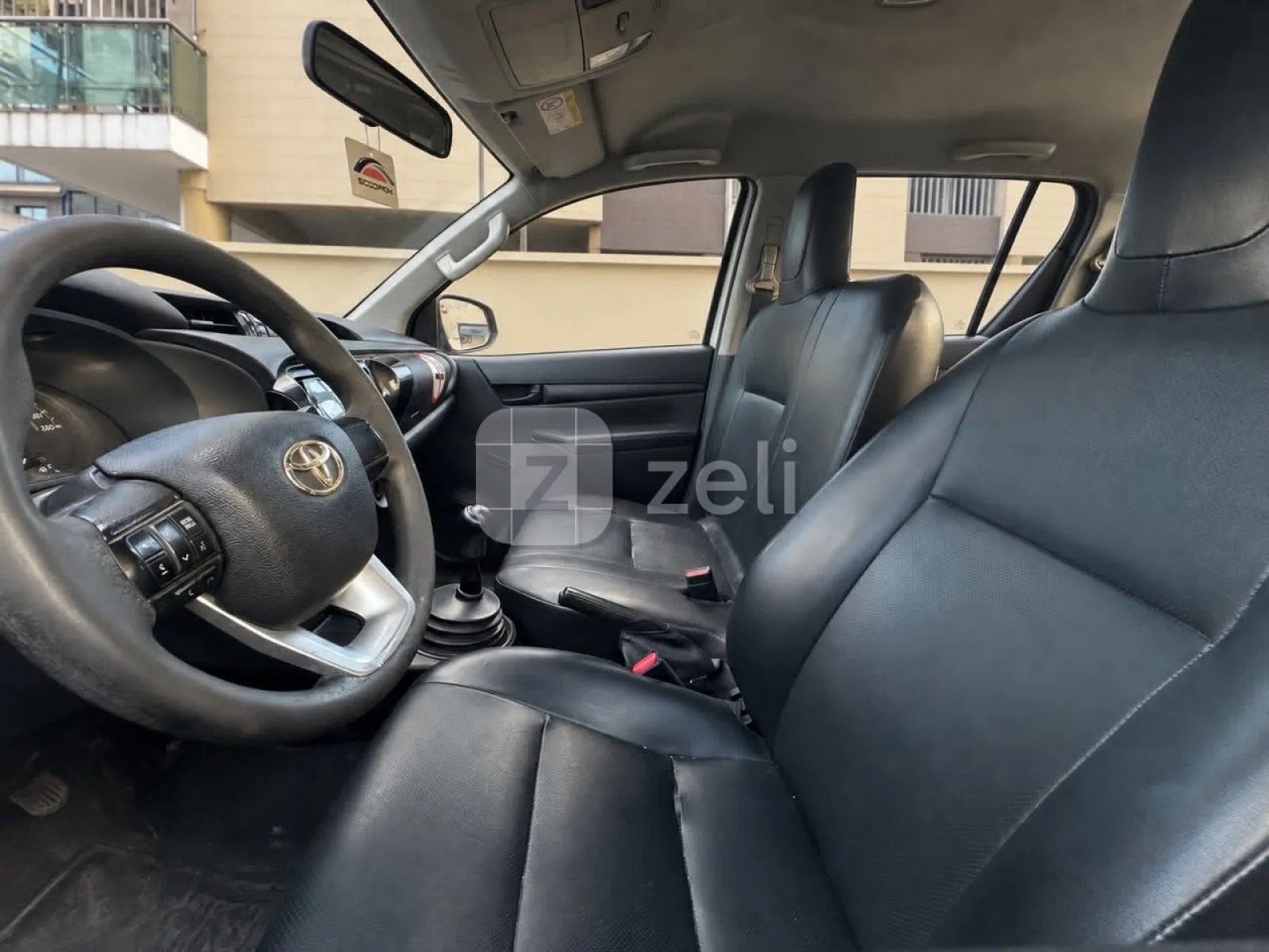 Toyota Hilux 2022 — photo 4