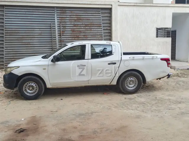 Mitsubishi L200 2018 — photo 2