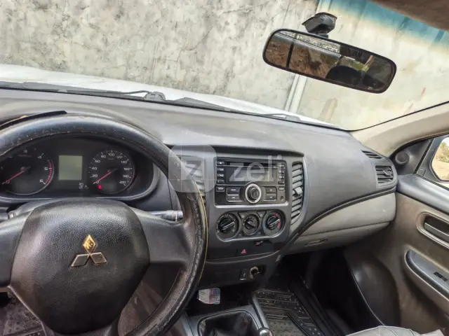 Mitsubishi L200 2018 — photo 4