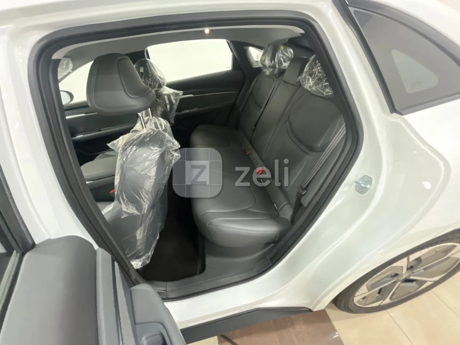 Xpeng MO3 2025 — photo 12