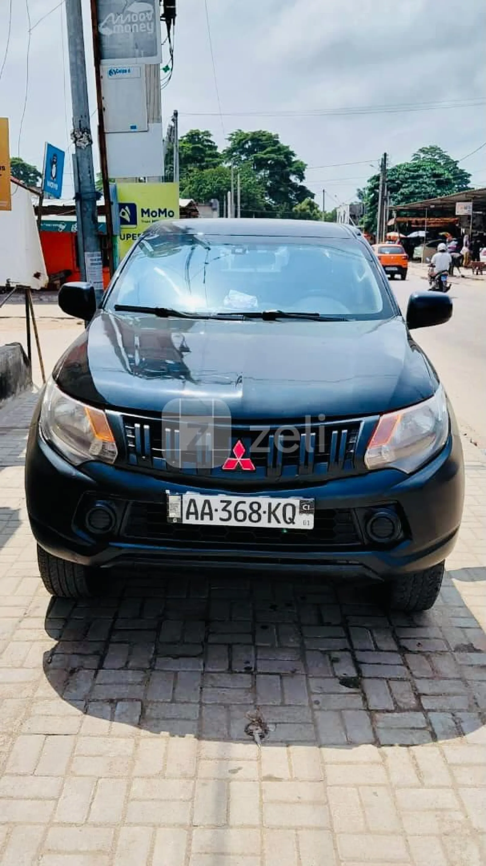 Mitsubishi L200 2017 — photo 1