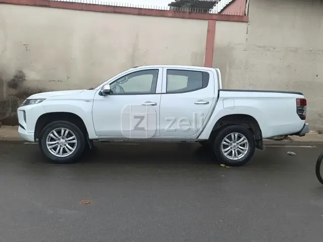 Mitsubishi L200 2022, photo 3
