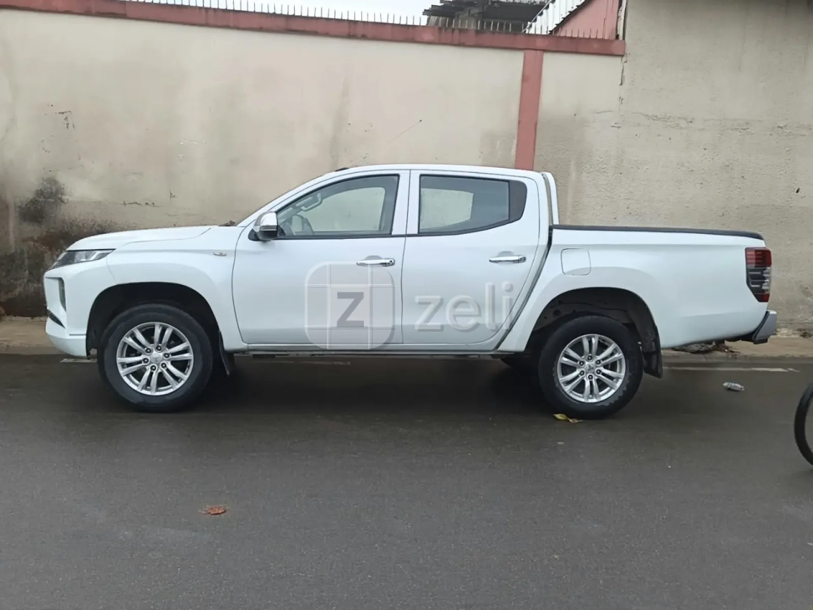 Mitsubishi L200 2022 — photo 3