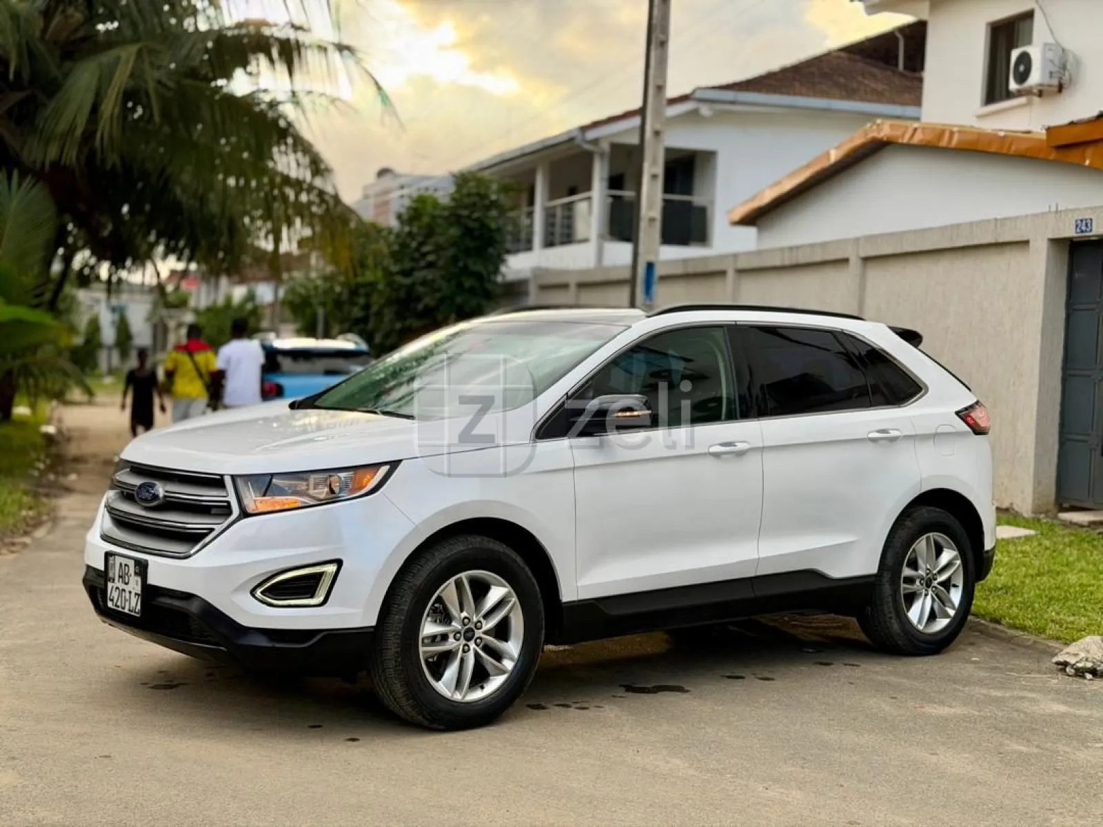 Ford Edge 2017 — photo 2