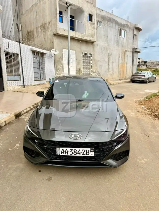 Hyundai Elantra 2022