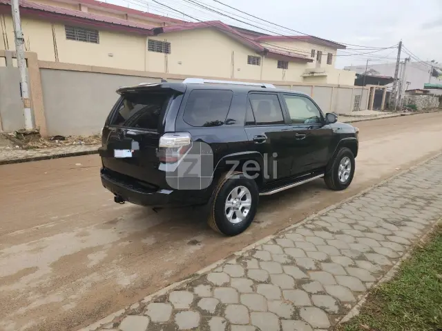 Toyota 4-Runner 2017, photo 6