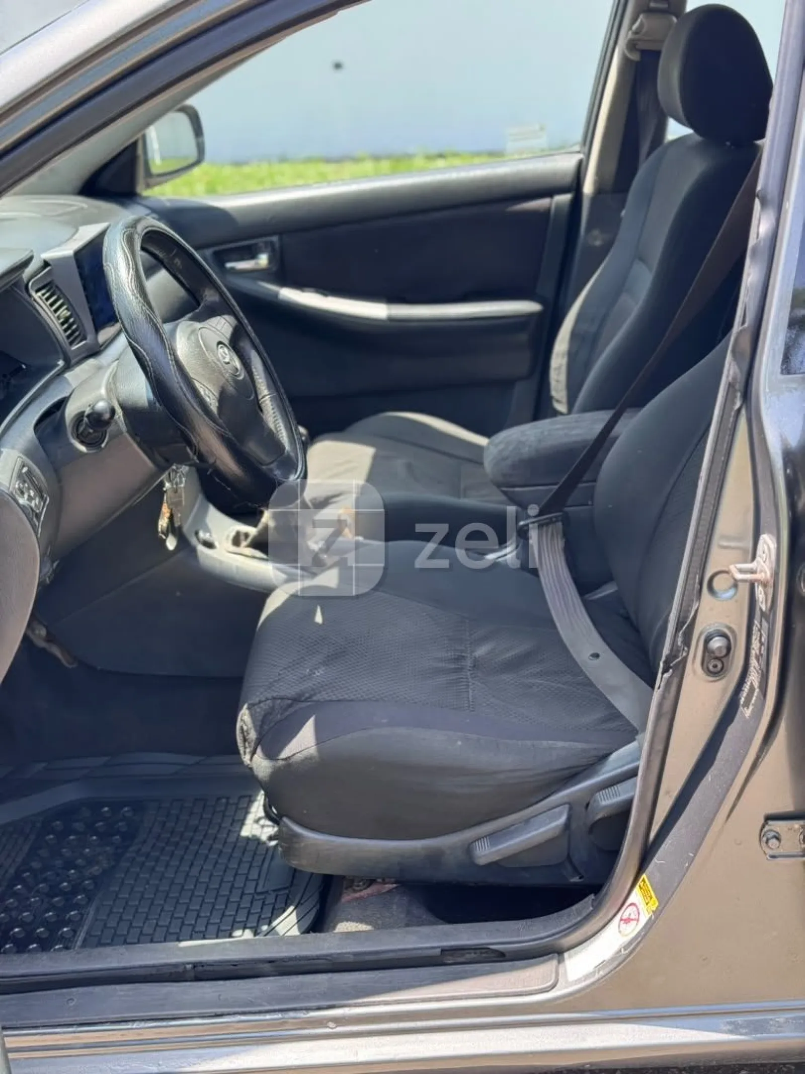 Toyota Corolla 2005 — photo 8