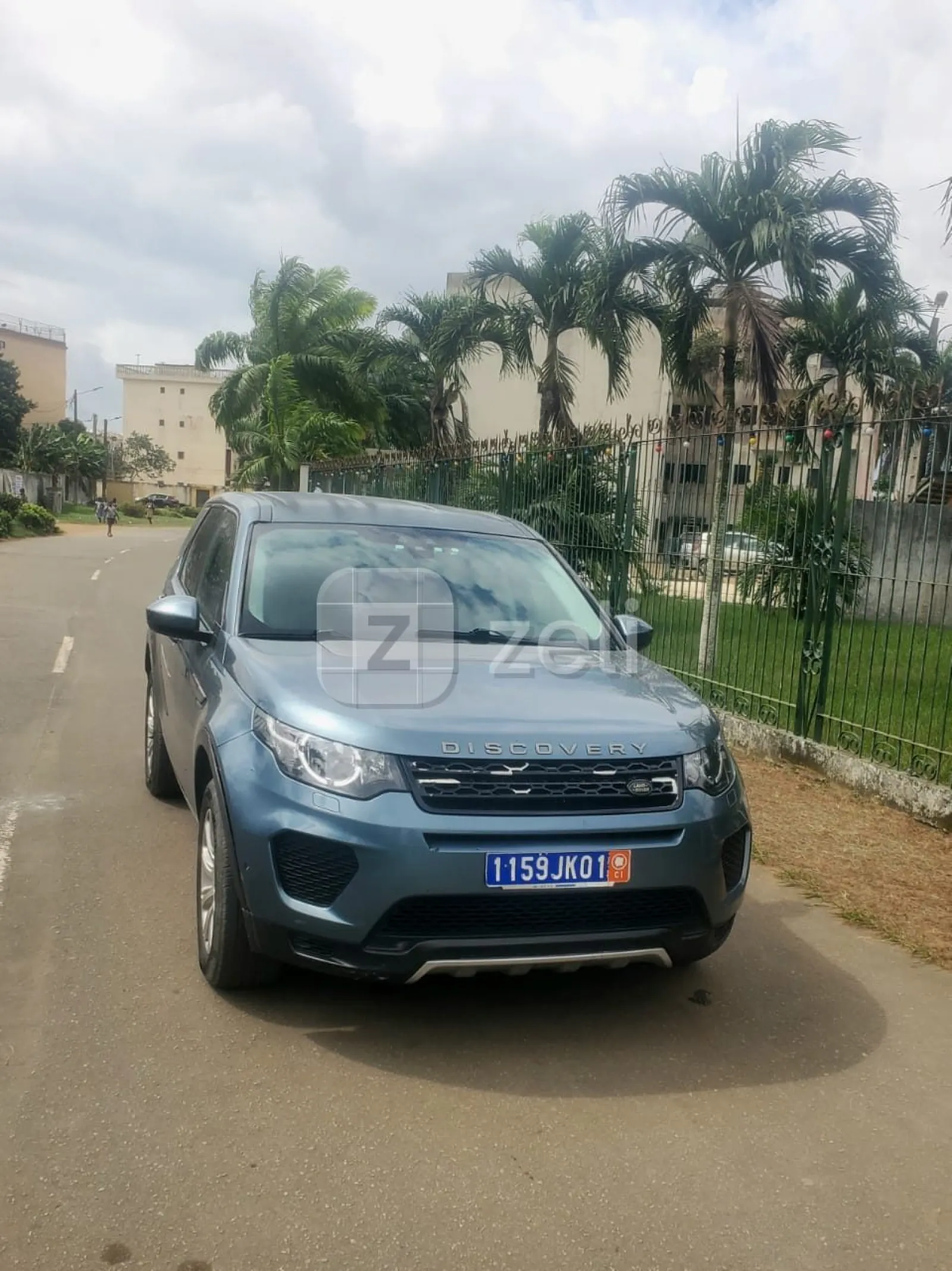 Land Rover Discovery 2018 — photo 4