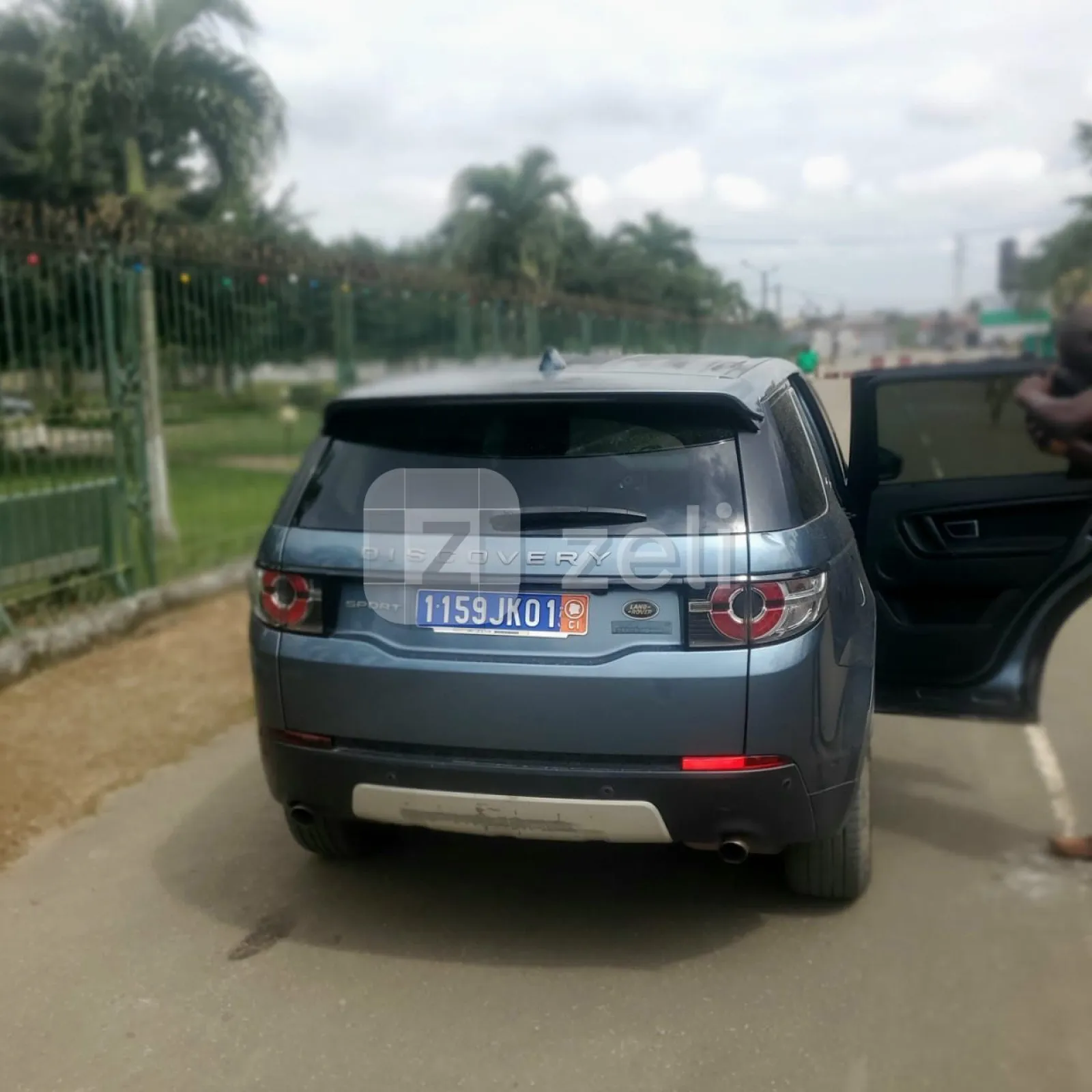 Land Rover Discovery 2018 — photo 7