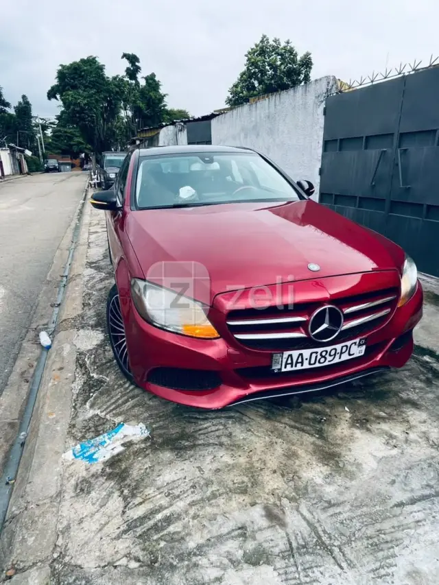 Mercedes C300 2017 — photo 7