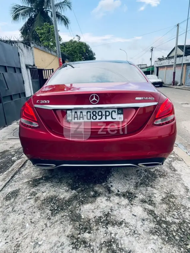 Mercedes C300 2017 — photo 8