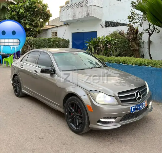 Mercedes C300 2014, photo 2