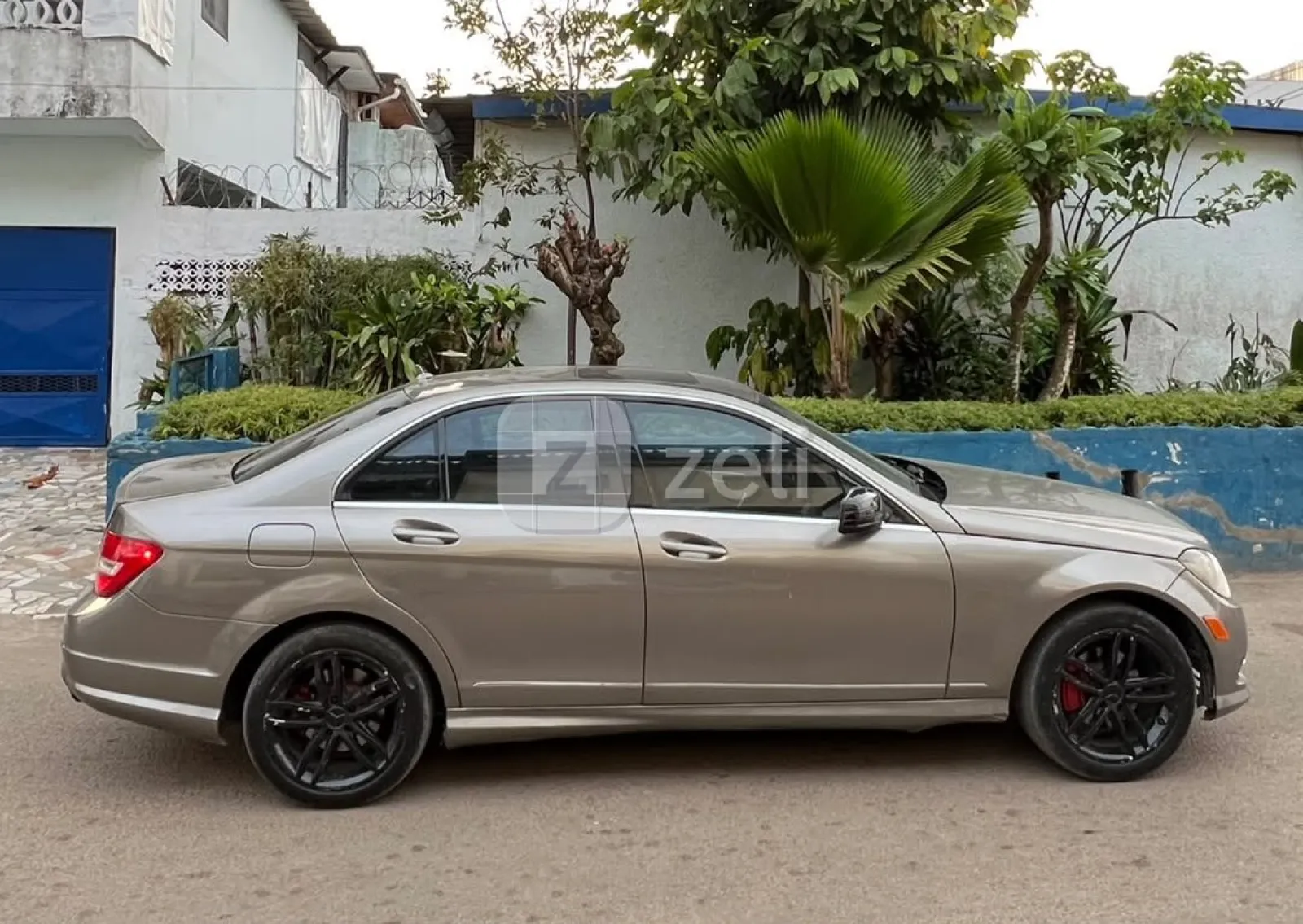 Mercedes C300 2014 — photo 7