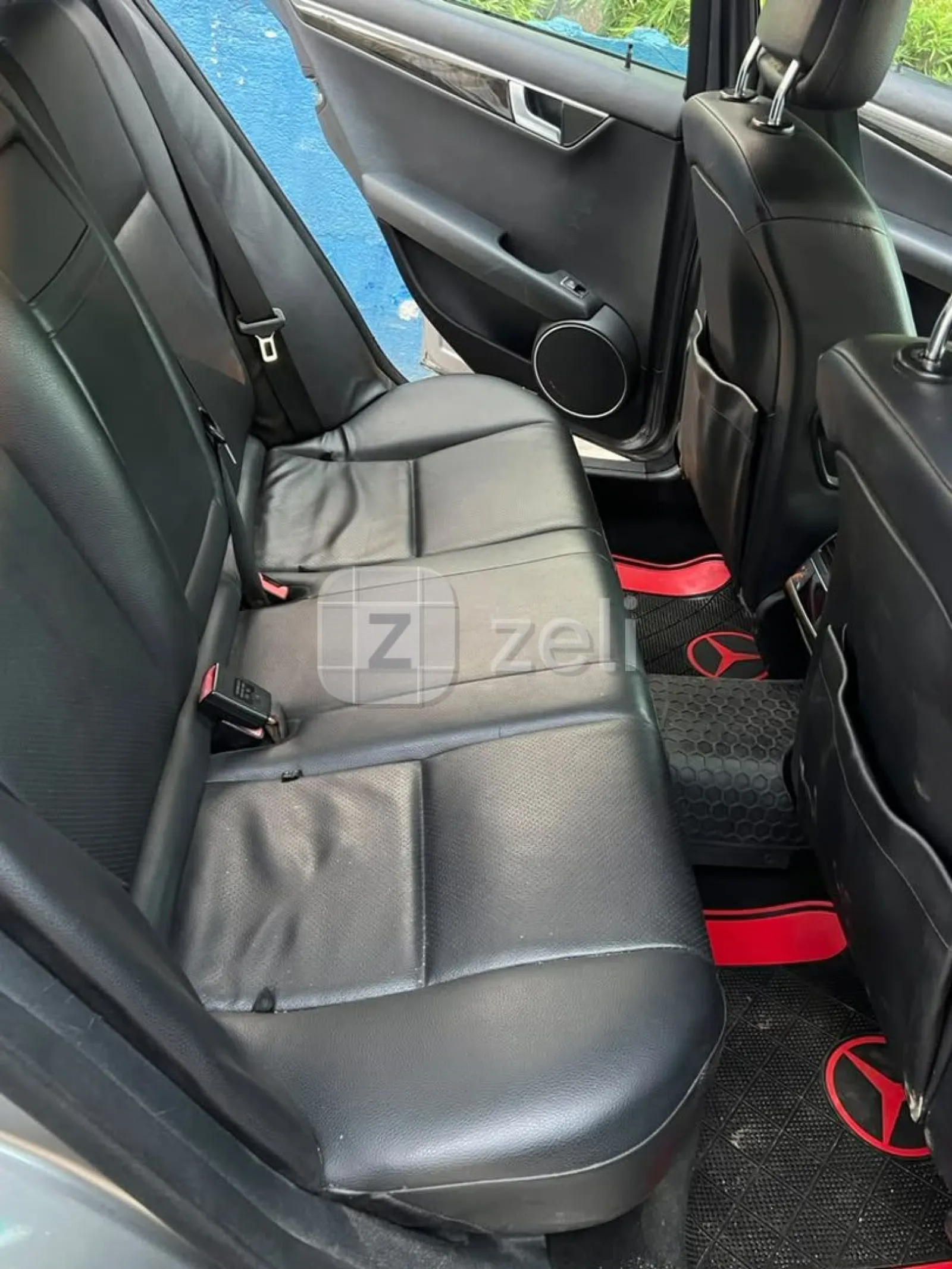 Mercedes C300 2014 — photo 4
