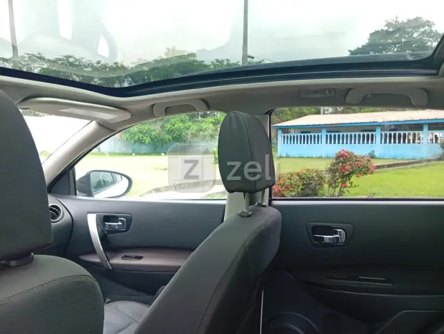 Nissan Qashqai 2011 — photo 9