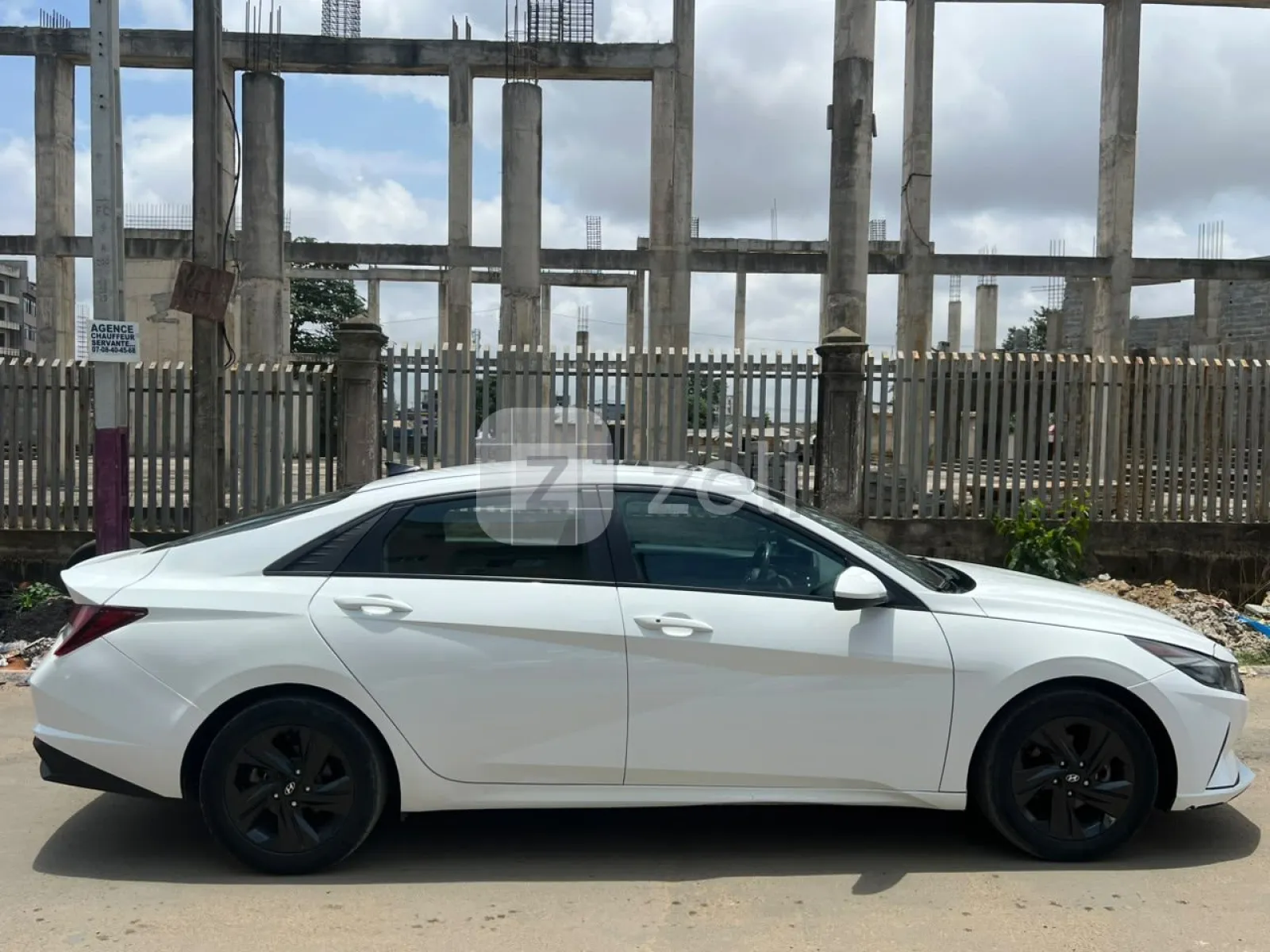 Hyundai Elantra 2022 — photo 8