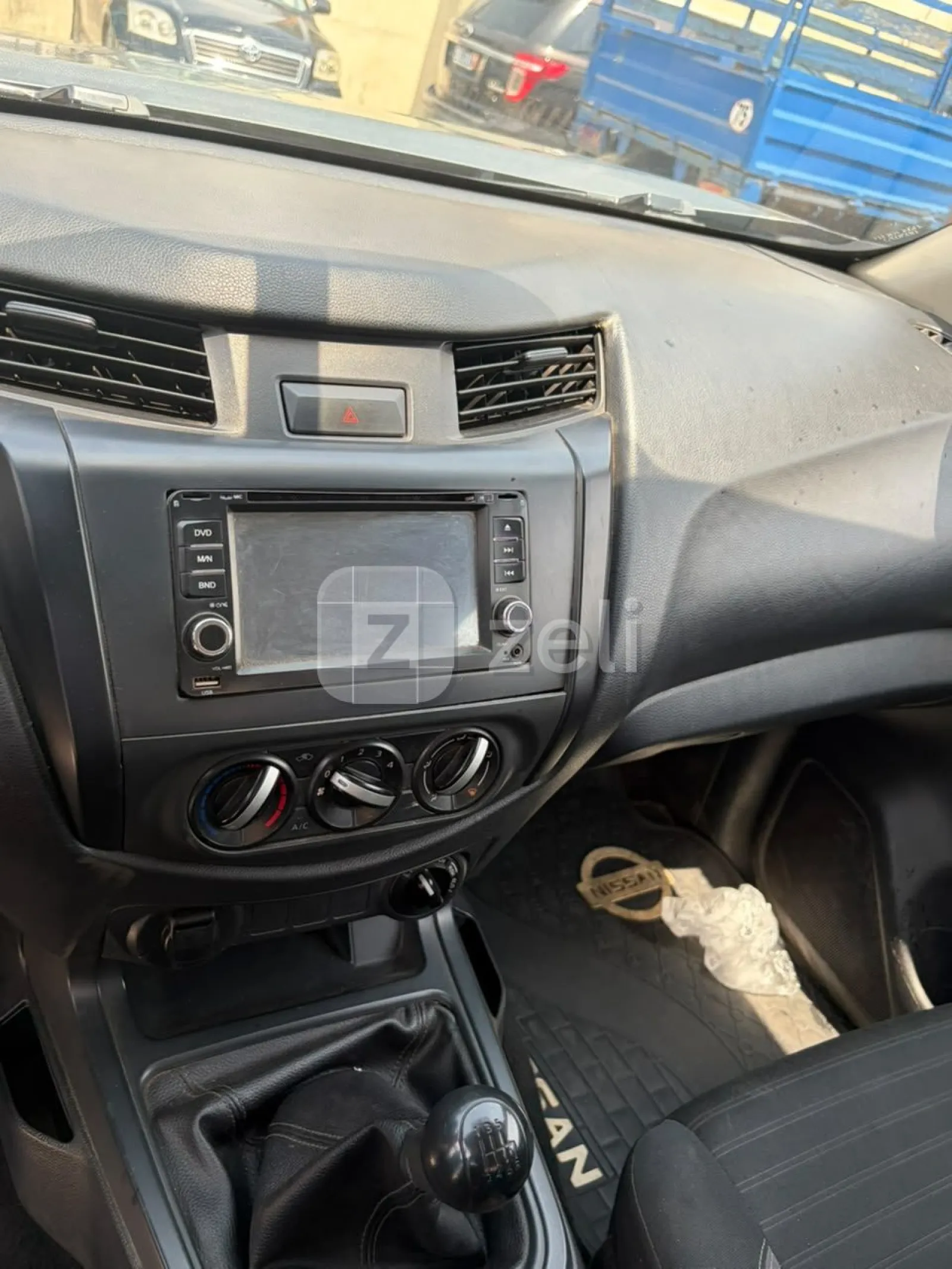 Nissan Navara 2021 — photo 7