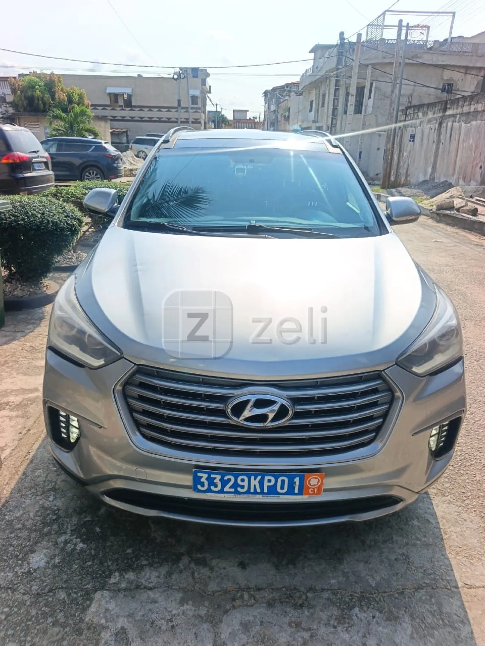 Hyundai Santa Fe 2017 — photo 1