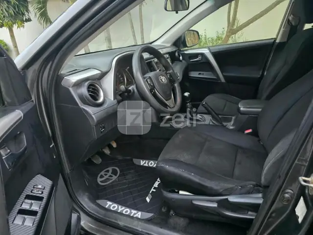 Toyota RAV4 2015, photo 4