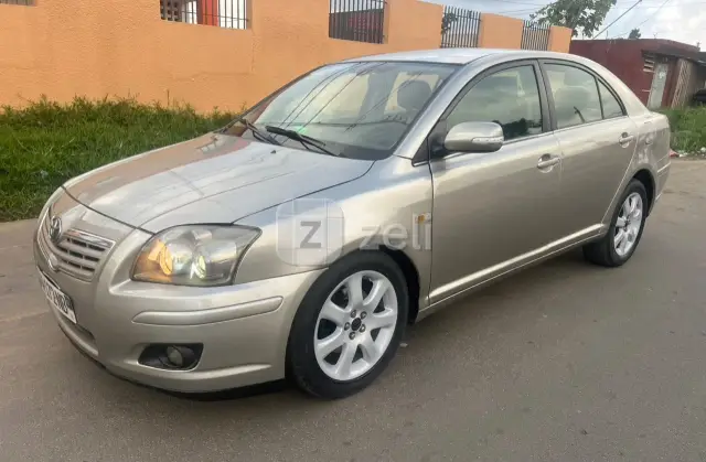 Toyota Avensis 2005, photo 2