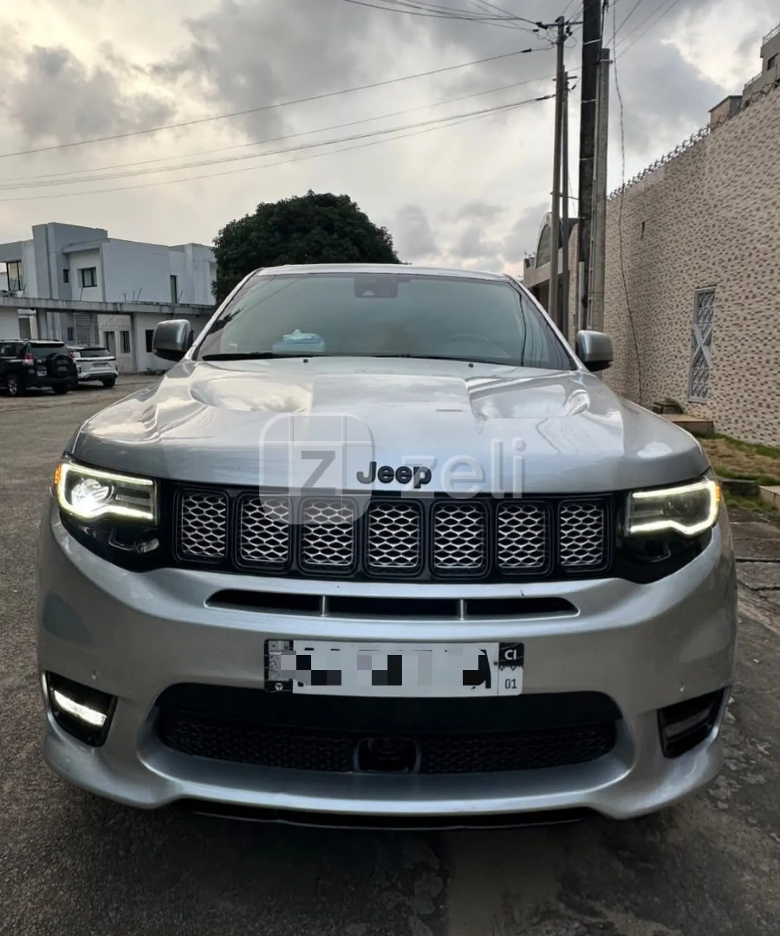 Jeep Grand Cherokee 2022 — photo 1
