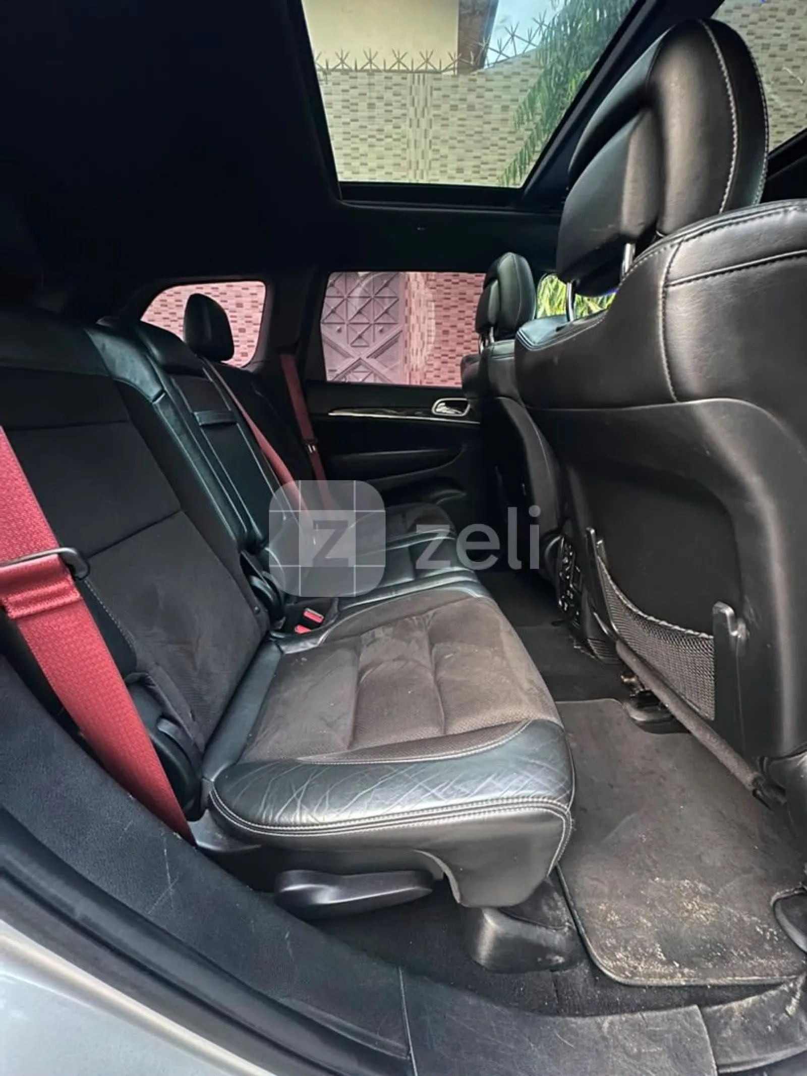 Jeep Grand Cherokee 2022 — photo 11