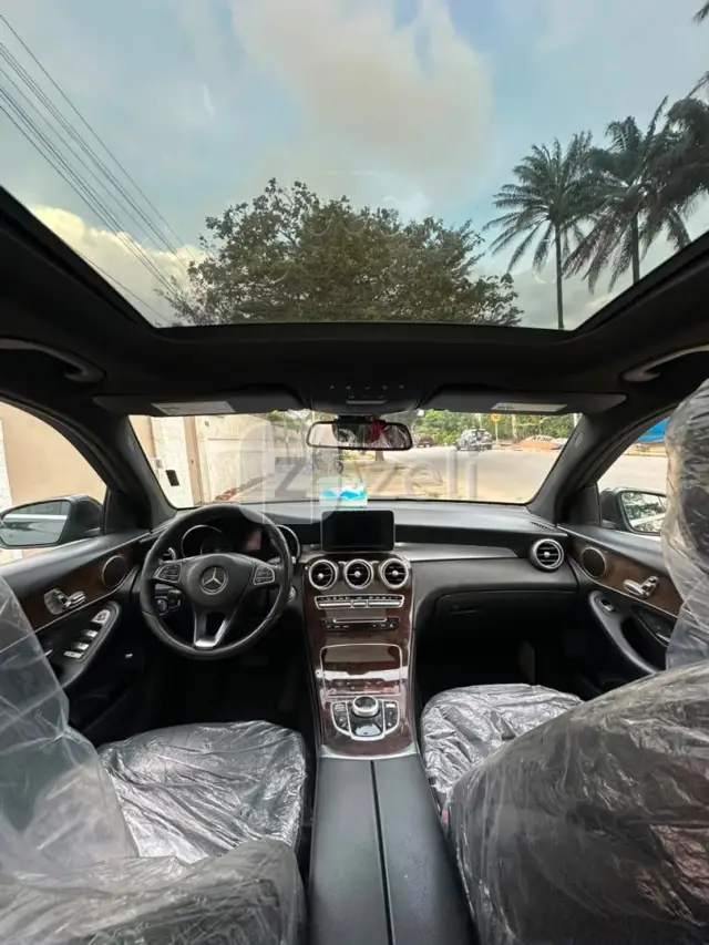 Mercedes GLC 2018, photo 3