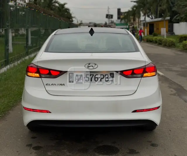 Hyundai Elantra 2018, photo 5