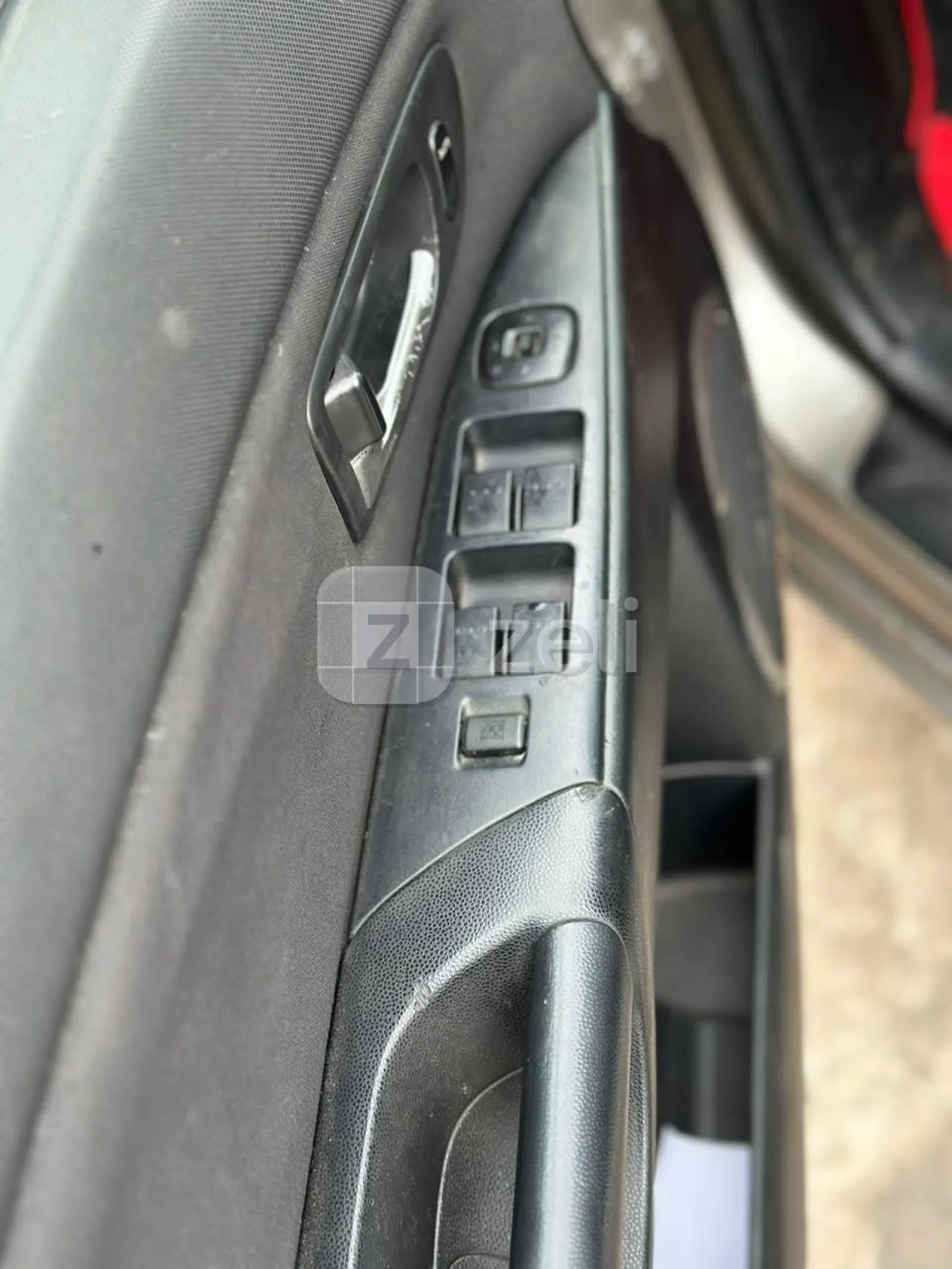 Mazda Mazda3 2018 — photo 5