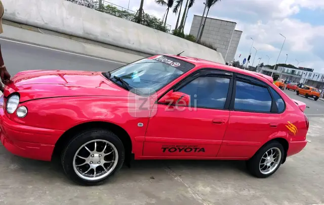 Toyota Corolla 1998, photo 2
