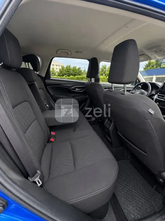 Toyota Urban Cruiser 2024, photo 6