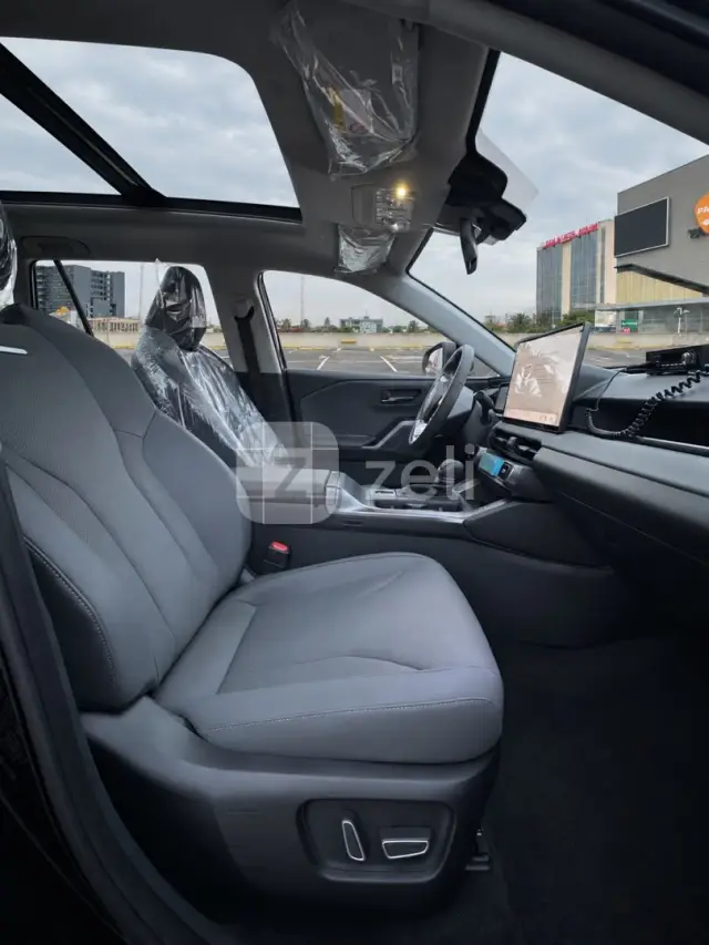 Toyota RAV4 2026 — photo 7