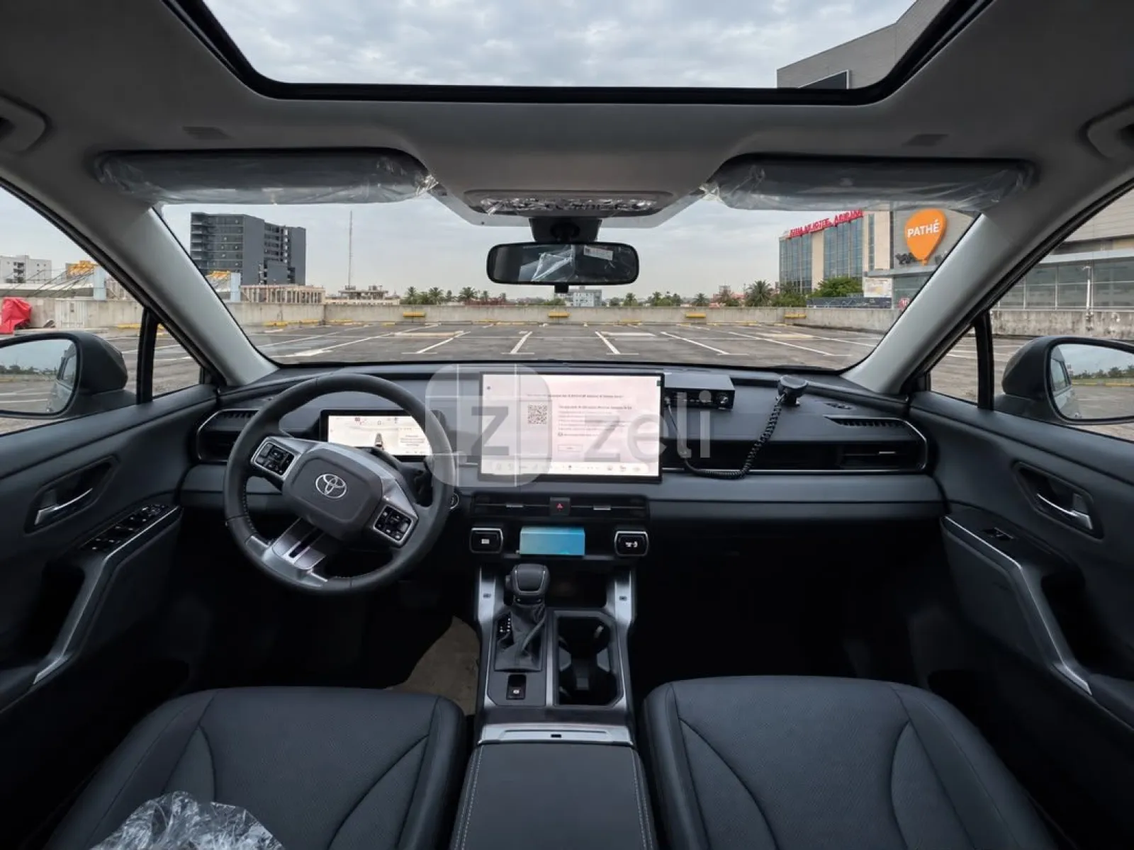 Toyota RAV4 2026 — photo 9