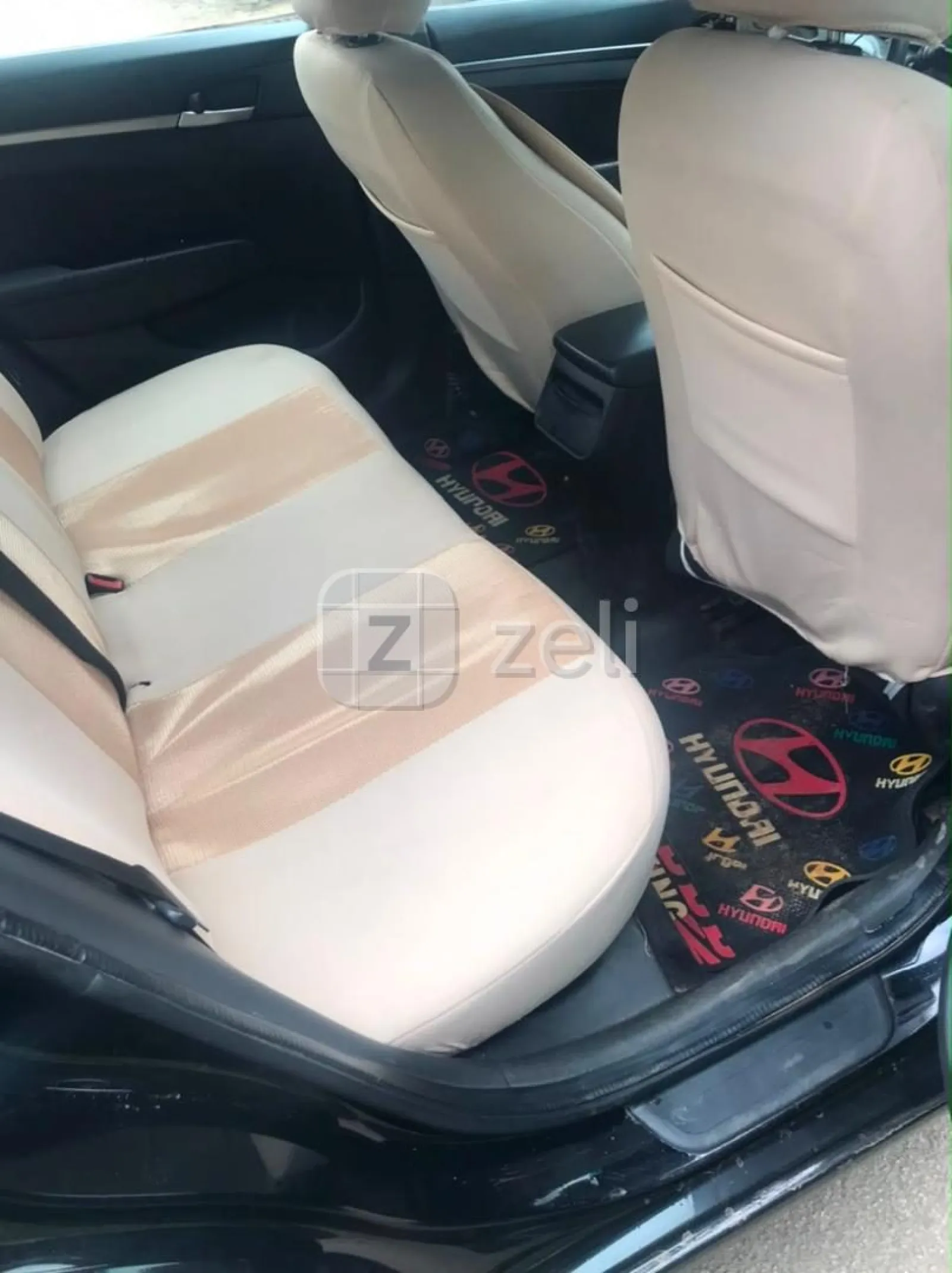 Hyundai Elantra 2019 — photo 5
