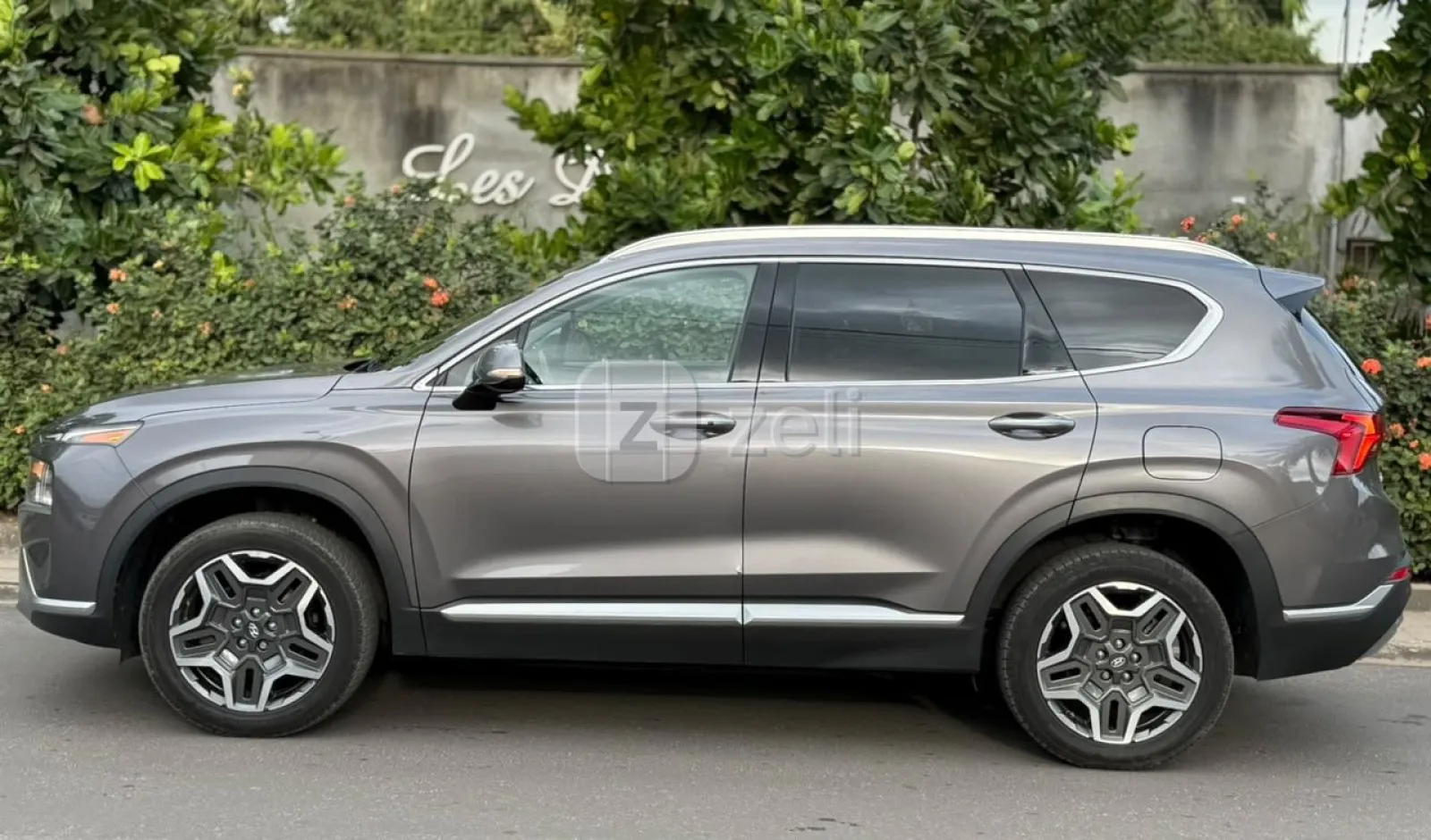 Hyundai Santa Fe 2022 — photo 2