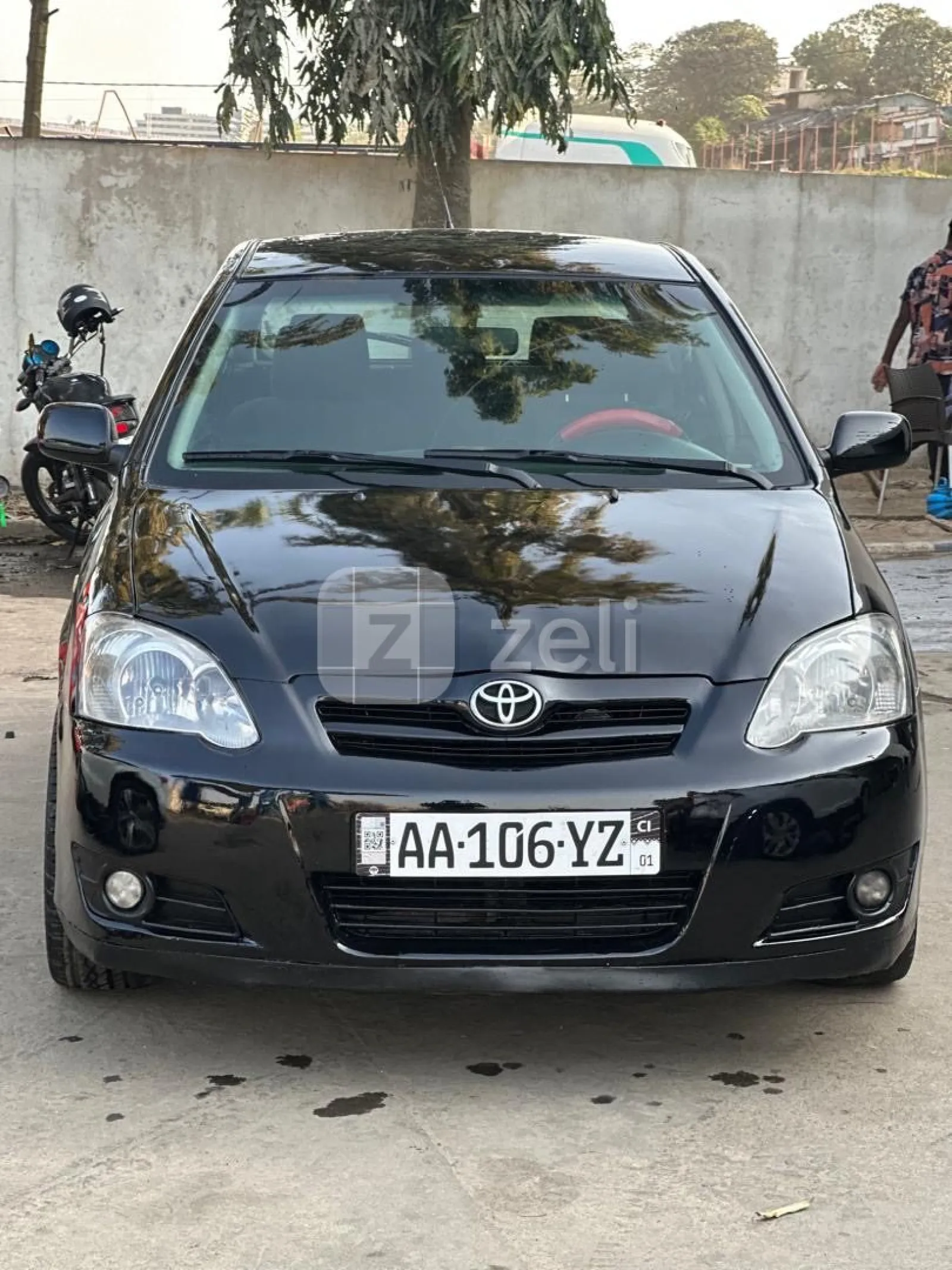 Toyota Corolla 2003 — photo 1