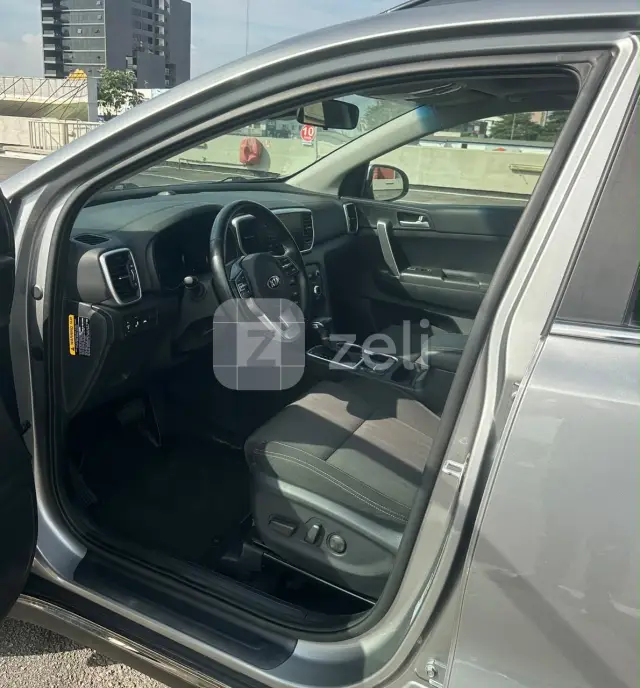 Kia Sportage 2022 — photo 10