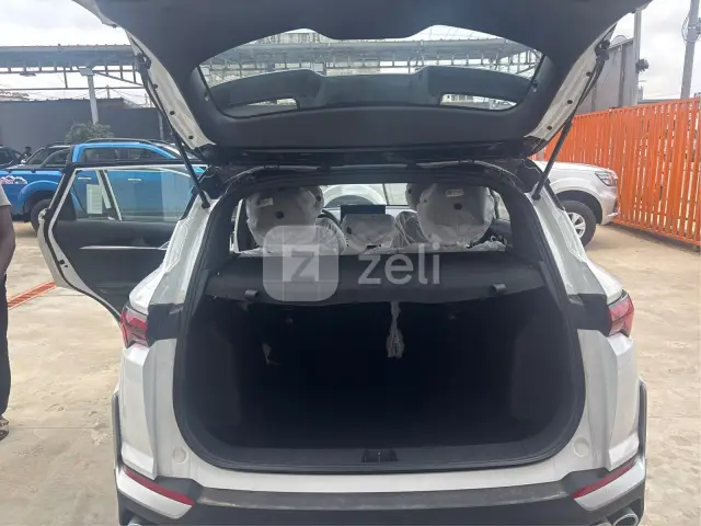 Geely Coolray L 2025 — photo 13