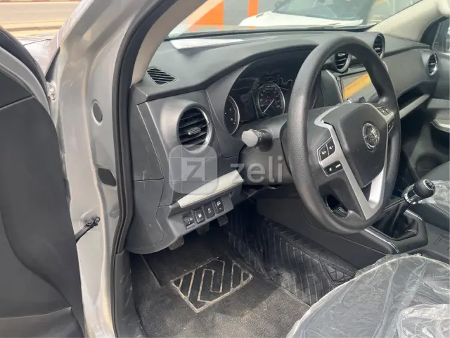 Nissan Navara 2026 — photo 17